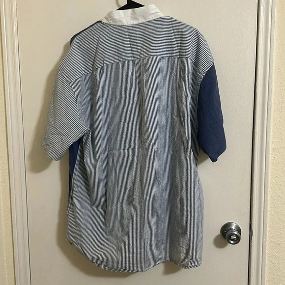 EUC Abercrombie & Fitch Oversized Striped Colorblock Poplin Button Up Shirt XL - Picture 3 of 3